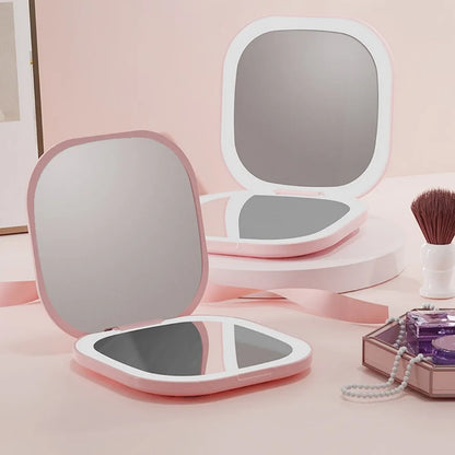 UrbanMate PocketGlow™ – LED makeup mirror for on the go